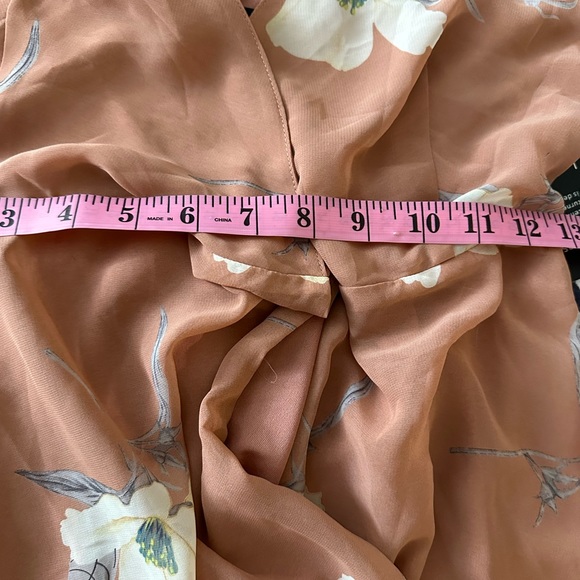 Lulu’s Taupe & Cream All Mine Rusty Rose Floral High-Low Slit Wrap Dress NWT XS - Picture 16 of 16